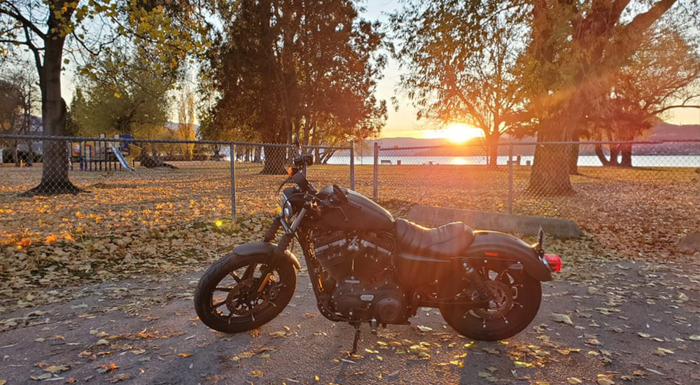 Motorradreifen für den Herbst